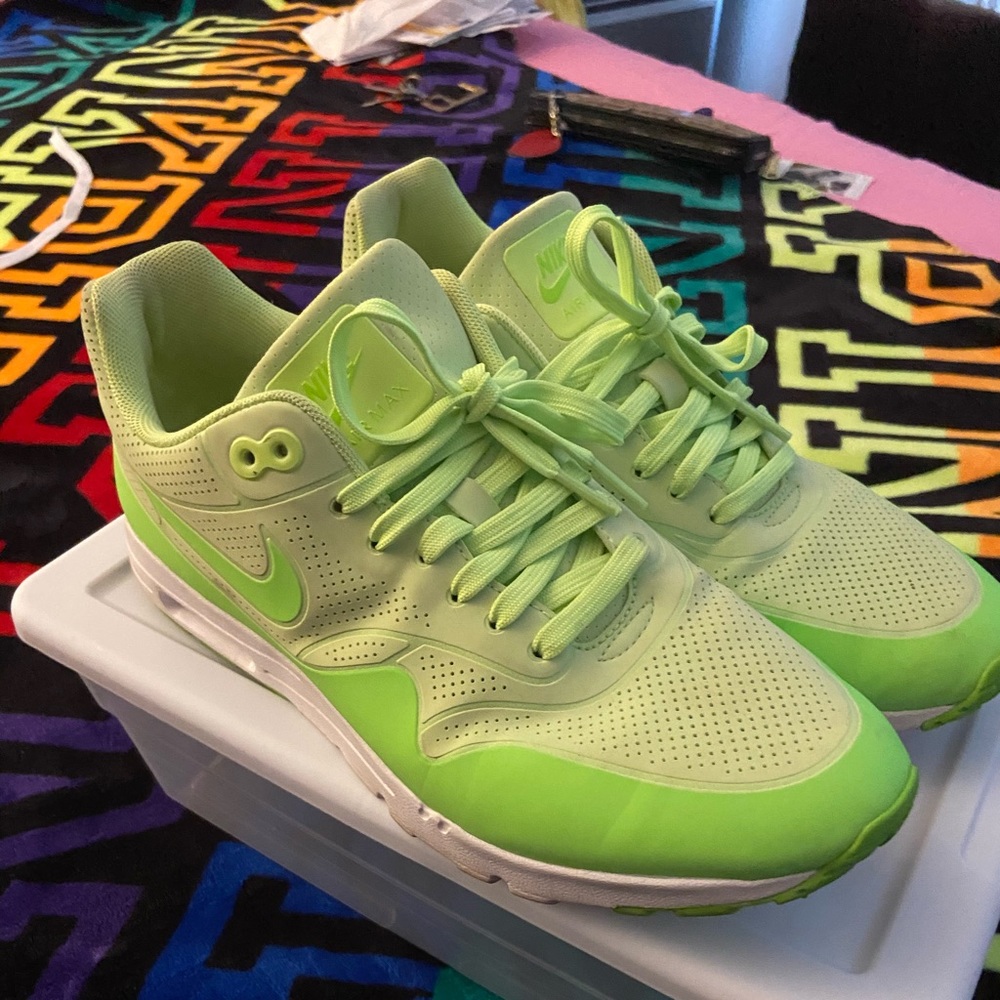 Nike air max’s